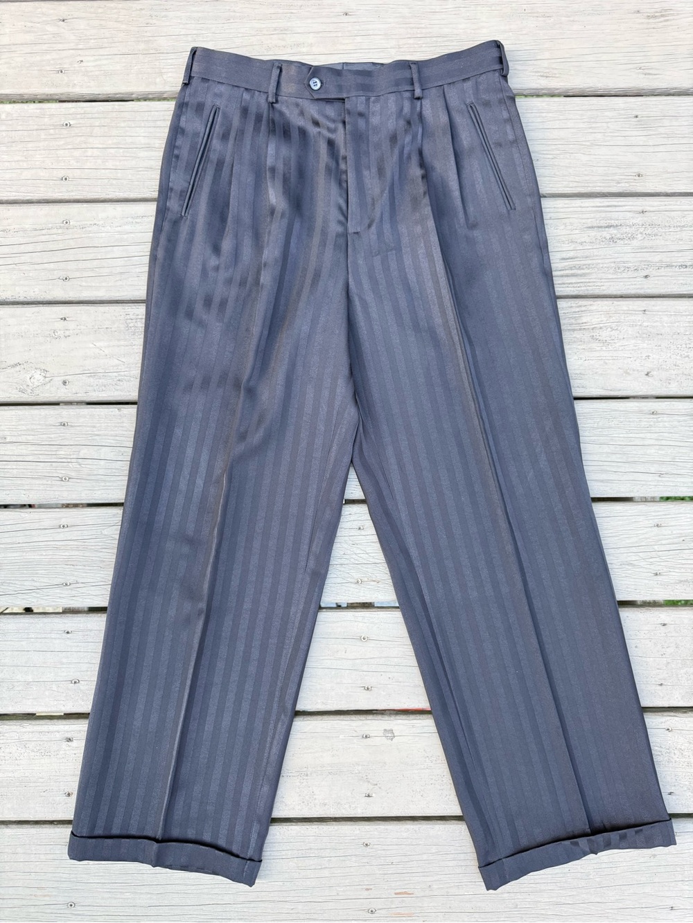 Boltini Uomo Three-Piece Pinstripe Suit in Dark black Vest Blazer Trousers 42 L - Picture 11 of 16